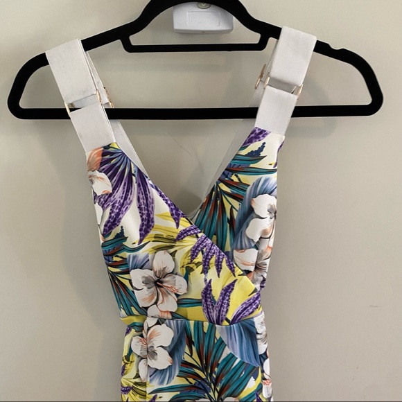 JLUXLabel Midi Tropical Floral Dress - Picture 4 of 7